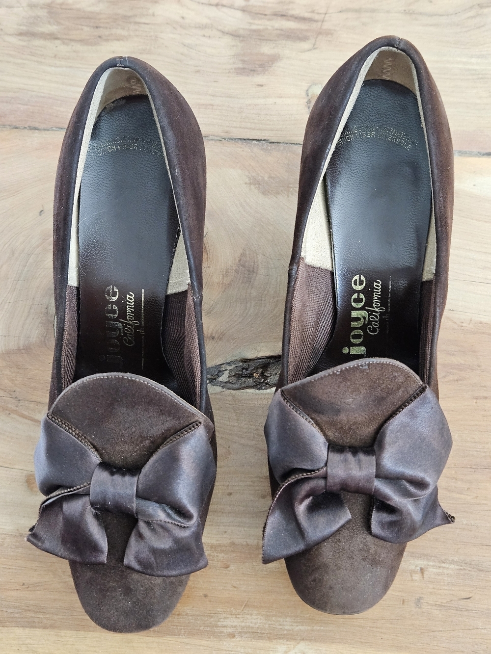 JOYCE of California Brown Suede Bow Block Heels 6.5